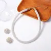 Conjunto de aretes y collar de lujo con perlas artificiales, transfronterizo, delicado, romántico y elegante, simple y versátil para mujeres a la moda en banquetes