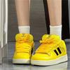 Novos Moccasins Amarelos Chunky Estilo Chinês de Verão 2024 para Mulheres, Sapatos Esportivos Casuais Versáteis Populares, Tendência Nacional