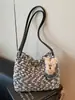 Bolsos de Lana Retro de Nicho para Otoño e Invierno para Mujer 2025 Nuevo Estilo Bolso Cruzado Versátil Bolso de Mano de Moda Bolso Cubo