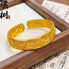Loja de Ouro Mesmo Estilo Areia Dourada Sino Ruyi Pulseira de Bênção para Mulheres Novo Estilo Chinês Aberta Ajustável Versátil Pulseira Atacado