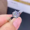 Anéis Imitação Moissanite Mais Vendidos para Mulheres em Transmissão Ao Vivo Transfronteiriça, Um Quilate, Seis Garras, Vários Estilos, Anéis de Casamento Estilo Ins, Anéis de Casal, Fornecimento de Joias