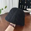 Chapéu de Pescador Crochê Tricô Retrô Japonês para Mulheres, Proteção Auricular Outono e Inverno, Circunferência Craniana Grande, Emagrecimento Facial, Chapéu de Lã Versátil