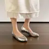 Zapatos de tacón bajo retro estilo francés, metálicos, punta redonda, para mujer, nueva colección 2026, suela blanda, cómodos, con tacón oculto para altura extra, versátiles para ir al trabajo