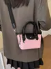 Bolsa de Ombro de Grande Capacidade Europeia e Americana Moda Retrô Casual Bolsa de Mão Bolsa Tote de Luxo Leve de Alta Qualidade