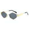 Gafas de Sol de Alta Gama Pequeñas con Forma de Diamante 2025 Nuevo Estilo Callejero de Celebridad de Internet Gafas de Sol Chica Caliente Americana 839 Venta al por Mayor