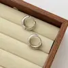 Los más vendidos en Europa y América, pendientes ovalados geométricos sencillos, estilo vintage, lujo ligero, sensación de alta gama, estilo nicho, pendientes populares