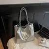 Bolso Tote Gran Capacidad para Mujer 2025 Verano Nuevo Bolso de Hombro para el Trabajo y el Viaje de Negocios Bolso de Axila de Aspecto Elegante y Moderno