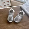 Zapatos Individuales para Niñas Zapatos para Caminar para Bebé Estilo Verano 2025 Zapatos Pequeños de Cuero para Bebé Suela Suave Zapatos de Princesa Versátiles Casuales Zapatos para Niños Pequeños