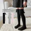 Meias Longas Femininas Infantis Novas para Primavera, Outono e Verão, Estilo Coreano Fofo com Laço e Renda, Alta Elasticidade, Respiráveis, Versáteis, Venda por Atacado