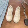 Zapatillas Blancas de Mujer con Plataforma Gruesa de 7 cm para Mujeres Bajitas, Bestseller Otoño 2026, Zapatos Deportivos Versátiles, Casuales y Duraderos