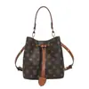 Bolsa de Mão Retro de Luxo Leve, Bolsa Transversal Feminina, Bolsa de Ombro Versátil, Bolsa Casual da Moda, Novo Modelo 2026, Bolsa Saco com Monograma
