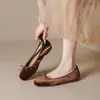 Wei Wei Girl 336-32 Bico Quadrado Baixo Ballet Mary Jane Sapatos de Salto Baixo Feminino Laço Plano Sapatos de Avó Rolo de Ovo