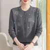 Cárdigan de punto bordado con diseño de fuegos artificiales, un nuevo estilo de otoño para madres, elegante y versátil, un suéter de punto de alta gama para mujeres de mediana edad