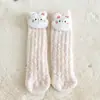 25 Pares de Meias Grossas de Inverno para Crianças para Casa Quentes de Veludo Coral Meias de Lã Forradas para Meninas Meia de Cano Médio Boneco de Desenho Meias de Bebê