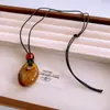 Collar con Colgante de Acrílico en Forma de Gota de Agua y Cuerda de Cera Estilo Vintage Cadena Sencilla de Moda Retro para Suéter Collar Elegante de Nicho para Mujer