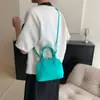 Bolsa Pequena Feminina 2023 Primavera Nova Moda Retro Portátil Shell Bag Simples Casual Shoulder Crossbody Bag Bolsa Feminina