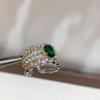 Anillo de Zirconia Versátil Retro, Joyería de Lujo Ligero de Alta Gama, Estilo de Corte Europeo y Americano de Moda, Nuevo Diseño Exquisito