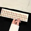 Uñas postizas hechas a mano estilo celebridad de internet Uñas postizas con acabado que realza el blanco Pegatinas de arte de uñas removibles Uñas para fotos diarias