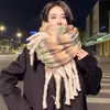 Bufanda de Invierno para Mujer, Chal Versátil, Doble Uso, con Borlas, Cuadros, Doble Cara, Estilo Coreano, Engrosada, Cálida, Imitación Cachemira, Bufanda Larga