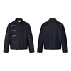 Jia Yi Ku 2026 Nueva Chaqueta de Mezclilla Lavada Color Original Estilo Retro Americano Old Money con Hebilla de Avión Chaqueta de Trabajo para Hombre