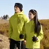 Chaqueta de Montañismo Softshell de Alto Rendimiento Estilo Nuevo para Mujer Impermeable Transpirable para Exteriores Chaqueta con Capucha para Pareja Estilo Montaña Ropa Softshell para Hombre