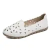 Grinalda de Garça Branca 2026 Nova Primavera Bordado Plano Vazado Casual Respirável Sapatilhas Slip-On Femininas com Solas Macias