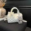 Bolsa Almofada Fofa e Moderna, Modelo Novo 2026 Feminino Casual e Fashion, Bolsa de Ombro Único Transversal, Bolsa de Mão Estilo Coreano para o Dia a Dia