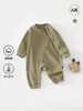 Macacão de algodão macio Classe A para outono de recém-nascido, roupas de bebê, macacão de manga longa para meninos e meninas, peça de sobrepor tipo pulôver