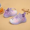 Tênis Esportivo Infantil, Tênis de Coco para Meninos, Sapatos Casuais para Meninas, Tênis de Corrida Respirável em Malha Fly-Knit para Crianças Verão 2026