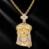 Collar de moda para hombre con colgante de figura espinosa de diamantes completos estilo hip-hop europeo y americano con circonita incrustada de cobre, trébol de cuatro hojas personalizado