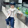 Cortavientos con Capucha de Color Sólido para Niños Primavera y Otoño 2026 Nueva Chaqueta Casual Elegante para Niños Pequeños y Bebés Ropa de Comercio Exterior