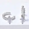 Cuff para oreja creativo y simple sin perforación para mujer, accesorio de oreja personalizado en forma de cruz, nuevo y moderno clip de oreja individual en forma de C