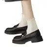 Mocassins Femininos de Solado Grosso com Pequenas Moedas Douradas, Couro Macio, Novidade Primavera 2026 Versátil Solado Macio Salto Grosso Estilo Britânico Sapatos de Couro