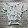 Camiseta Ajustada Retro de Chica del Milenio Y2K Manga Corta Cuello Redondo Top Perforado Ajustado Ins Conjunto de Moda Urbana