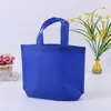 Bolsas de TNT ecológicas spot feitas para presentes publicitários sacolas de compras podem ser impressas logo design gratuito