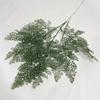 Efecto de tinte en flor de plástico no regresa, no cambia color verde de boda planta verde fresca pequeña material de hoja hierba creciente niebla