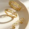 Mili Bracelete Aberto Vazado de Aço Inoxidável de Alta Qualidade Combinação Banhado a Ouro 18K Bracelete com Fivela Elegante Simples e Atmosférico