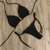 Biquíni sexy de duas peças para mulheres, estilo europeu e americano, com amarração no pescoço, conjunto de três peças multicolorido ajustável