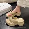 Chanclas de Eva con Suela Gruesa para Mujer, Patrón de Cuero Sintético, Calzado de Verano para Exterior, Nuevas Chanclas de Cuña 2025, Venta al por Mayor Transfronteriza
