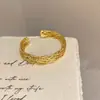 Pulsera Anillo Abierta Hueca de Línea Metálica Texturizada Multicapa Europea y Americana para Mujer, Accesorio Elegante y Lujoso