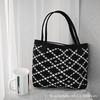2025 Nueva Bolsa Tejida a Mano Bolso de Mano Regalo para Mujeres Moda Simple Bolsa para el Almuerzo Caja Portátil