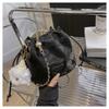Bolsa Pequena de Alto Padrão com Alça de Ombro para Mulheres Nova Moda Primavera 2024 Bolsa de Ombro Transversal Comércio Exterior Bolsa Transversal de Cabelo