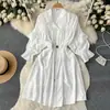 Vestido de Muñeca Suelto de Color Sólido con Diseño Dulce de Nicho, Mangas Abullonadas Plisadas de Hongo, Longitud Media para Primavera y Verano