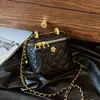 Bolso Cubo de Moda Portátil Vintage para Mujer 2026 Nuevo Estilo Bolso de Hombro Acolchado con Cadena Estilo Chanel Bolso Cruzado Versátil