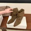 A fábrica está em processo de produção! Sapatos estilo Grape Mom, salto baixo fino, uso de duas maneiras, dobráveis, bico fino elegante, botinhas de camurça com salto bloco para mulheres