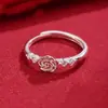 Anillo Cuadrado de Flor de Camelia para Mujer Plata de Ley S925 Nicho Gama Alta Lujo Ligero Simple Elegante Anillo Abierto Ajustable