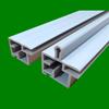 Fabricante produce y vende cubierta de congelador de 5 mm de espesor con marco de vidrio, tira de presión, procesamiento de extrusión de plástico PVC, material de forma especial.