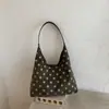 Bolso Tote de Lunares para Mujer 2026 Nuevo Otoño Retro Milade Gamuza Felpa Bolso de Hombro Único Gran Capacidad Bolso para Viajes