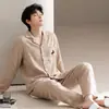 Pijama de algodón de gasa pura para hombre, manga larga, para primavera y otoño, nuevo estilo 2026, ropa de estar casual de gasa de algodón de doble capa para hombre