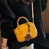 Bolsa de Ombro Única Tecida Exclusiva Feminina Estilo Coreano Novo Transversal Padrão Japonês 2026 Retrô para o Trabalho Outono